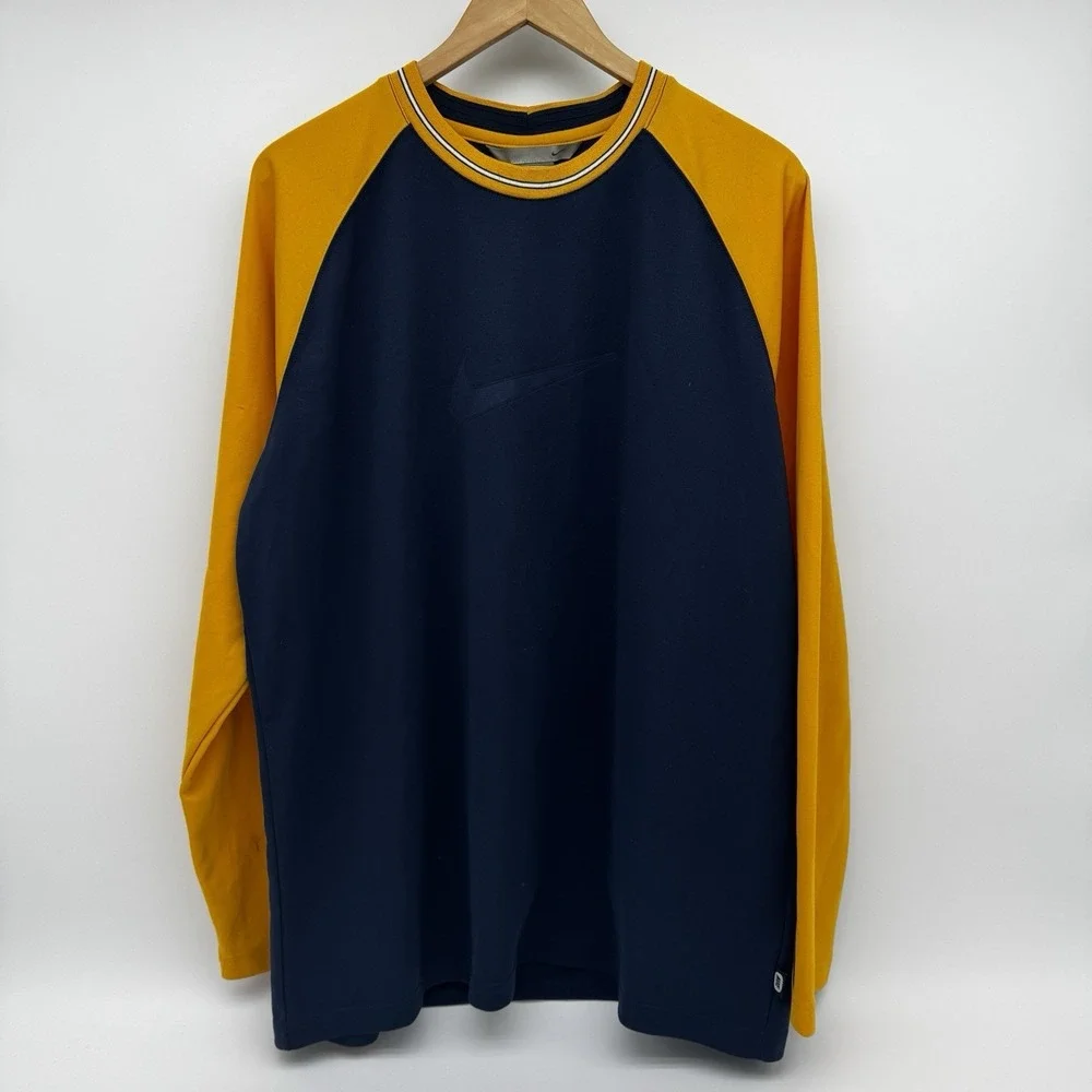 Nike Dri Fit Mens XL Athletics Long Sleeve Crew Neck Vintage Color Block Y2K‎